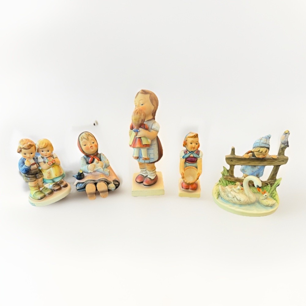 Goebel Hummel Figurine Lot 5 W Germany Feathered Friends Kiss Me Vintage